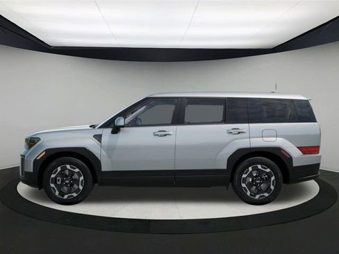 New 2026 Hyundai Santa Fe SE image 4
