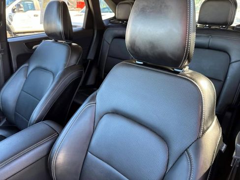 Used 2025 Ford Escape Platinum image 19