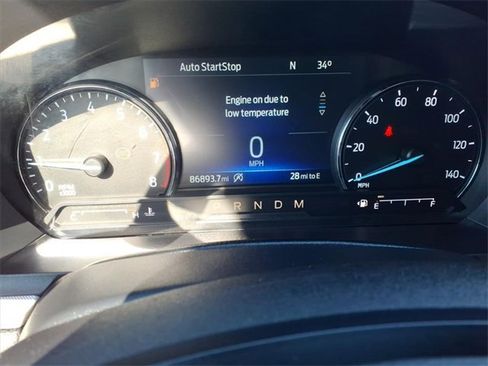 Used 2020 Ford Explorer XLT image 30