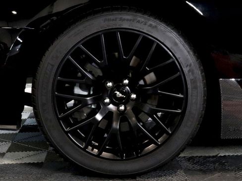 Used 2016 Ford Mustang GT Premium image 17