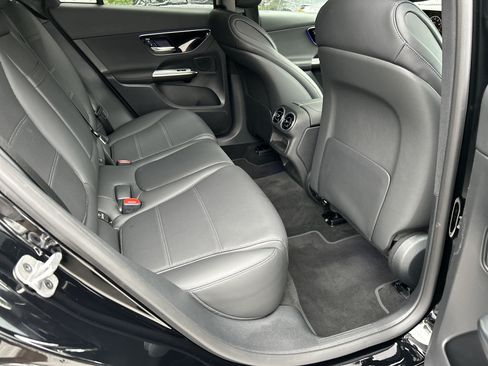 Certified 2026 Mercedes-Benz GLC 300 4MATIC image 42