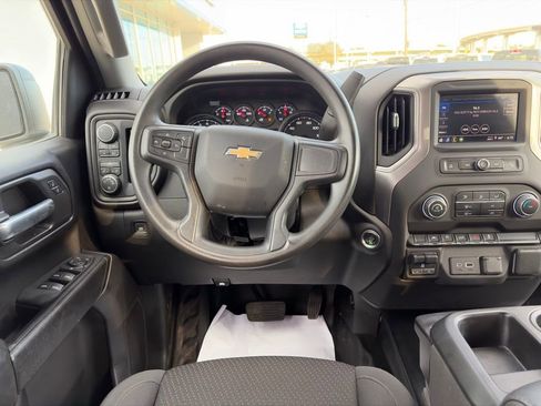 Used 2025 Chevrolet Silverado 1500 W/T w/ WT Value Package image 9