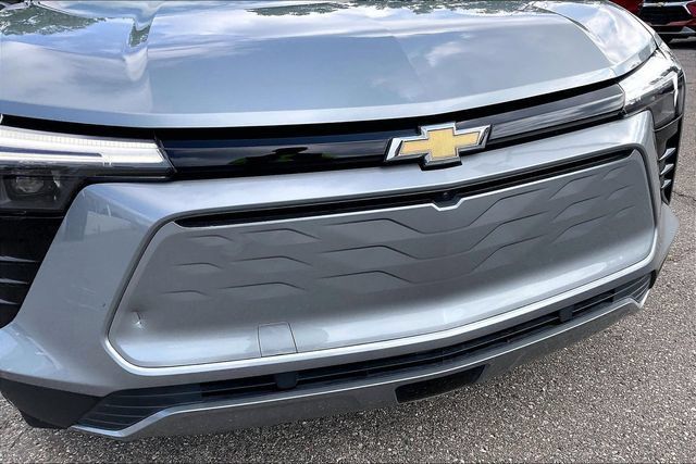 Certified 2024 Chevrolet Blazer EV LT AWD/4WD image 29