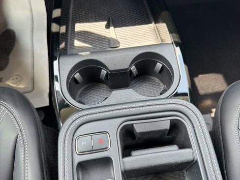 Used 2025 Ford Mustang Mach-E Premium RWD image 25