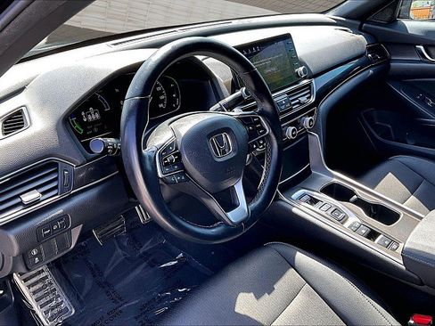 Used 2022 Honda Accord Sport image 13