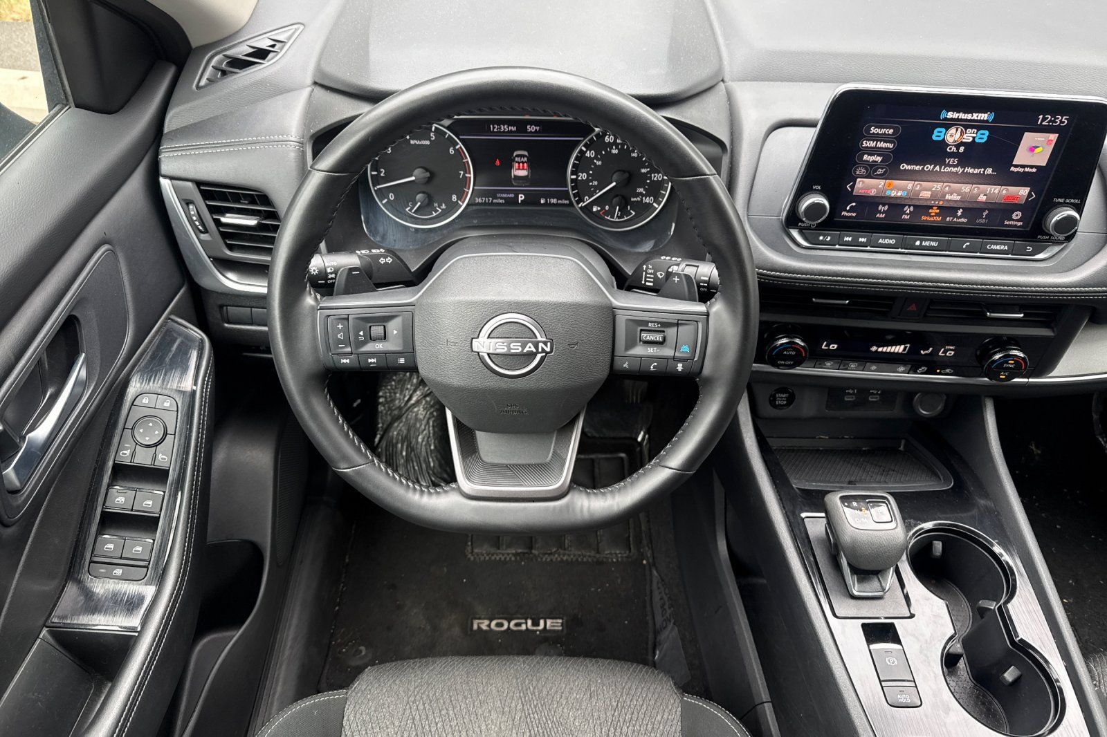 Used 2025 Nissan Rogue SV FWD image 19