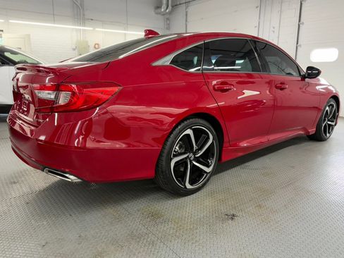 Used 2018 Honda Accord Sport image 7