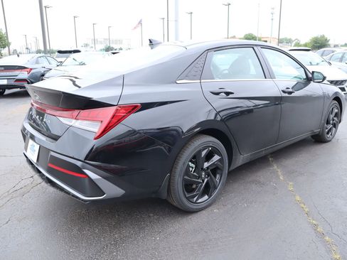 New 2026 Hyundai Elantra SEL Sport Premium FWD image 21