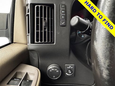 Used 2018 GMC Savana 2500 Work Van w/ Driver Convenience Package image 18