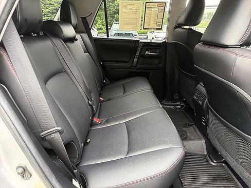 Used 2016 Toyota 4Runner Trail Premium AWD/4WD image 20