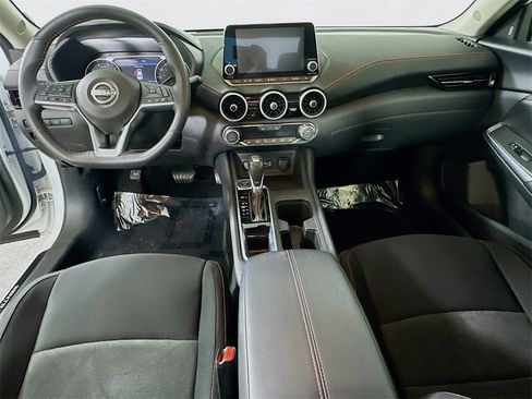 Used 2025 Nissan Sentra SR image 13