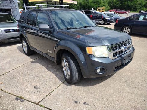 Used 2008 Ford Escape XLT image 2