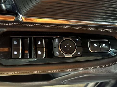 Certified 2022 Lincoln Corsair Standard w/ Premium Package image 8