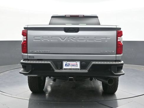 New 2026 Chevrolet Silverado 2500 Custom w/ Custom Value Package AWD/4WD image 8