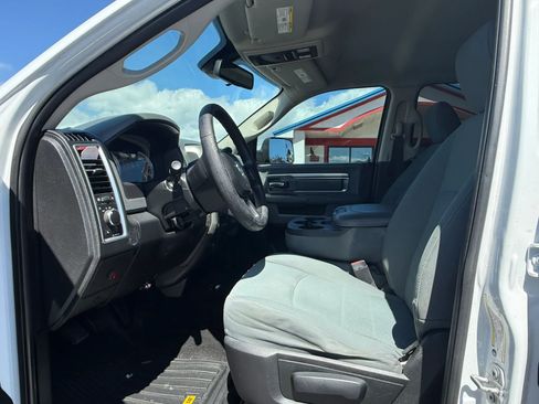 Used 2018 RAM 2500 SLT AWD/4WD image 9