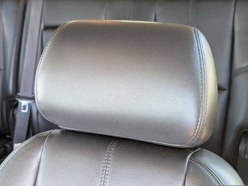 Used 2014 Chevrolet Suburban LT AWD/4WD image 18