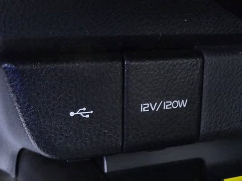 Used 2023 Toyota Camry XSE image 16