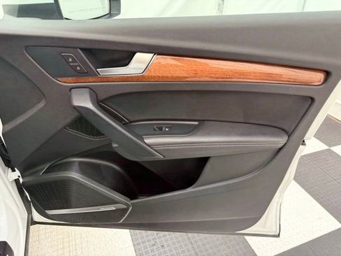 Used 2023 Audi Q5 2.0T Premium Plus image 22