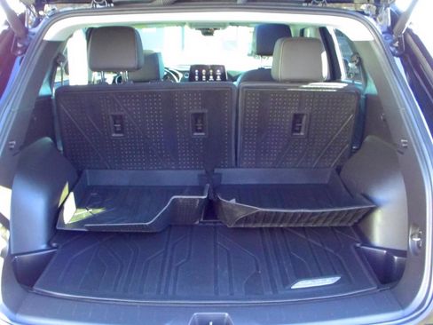 Used 2024 Chevrolet Blazer LT w/ Convenience Package image 32