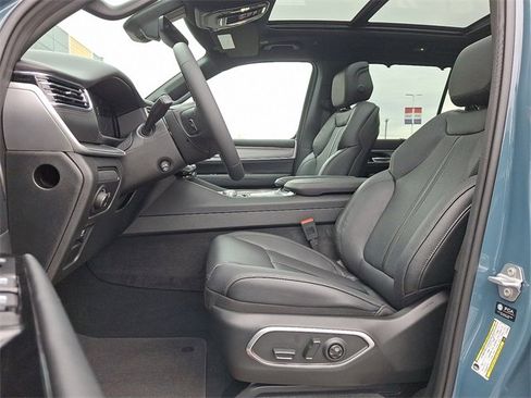 New 2026 Jeep Grand Wagoneer Limited image 6