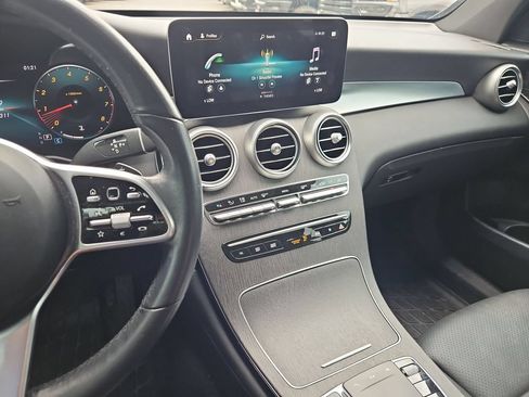 Used 2021 Mercedes-Benz GLC 300 4MATIC image 19