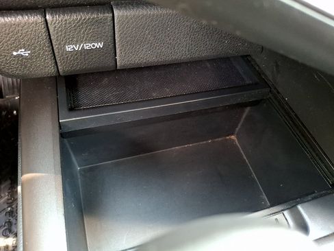 Used 2024 Toyota Camry SE FWD image 24
