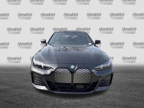 Used 2026 BMW i4 xDrive40i image 3