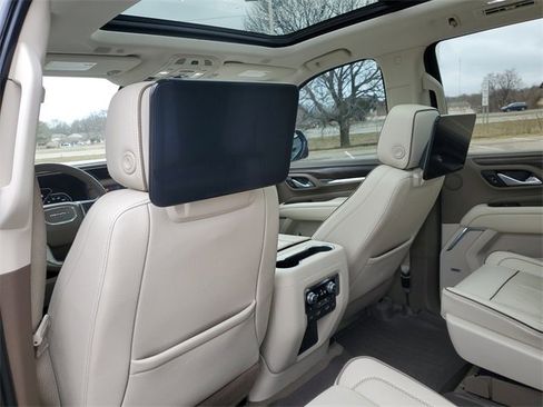 Used 2021 GMC Yukon Denali w/ Denali Ultimate Package image 28