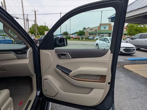 Used 2019 GMC Yukon Denali w/ Open Road Package AWD/4WD image 22