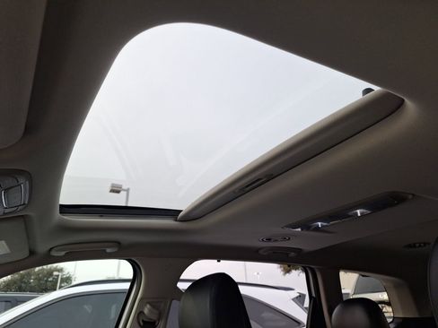 Used 2022 Kia Telluride EX w/ EX Premium Package image 30