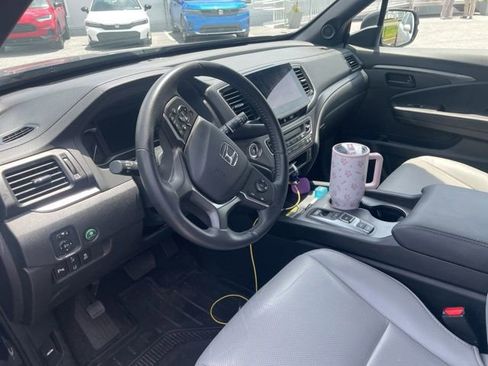 Used 2024 Honda Passport EX-L image 5
