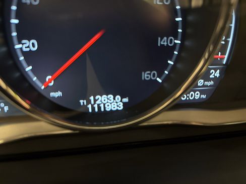 Used 2018 Volvo S60 T5 Dynamic w/ Vision Package image 42