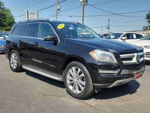 Used 2014 Mercedes-Benz GL 450 4MATIC image 2