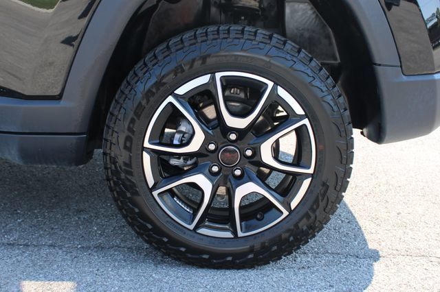 Used 2025 Jeep Compass Trailhawk AWD/4WD image 35