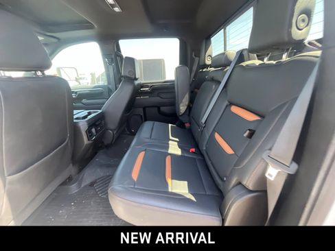 Certified 2024 GMC Sierra 2500 AT4 w/ AT4 Premium Plus Package AWD/4WD image 7