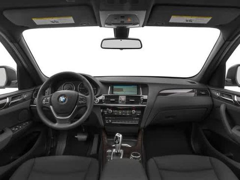 Used 2017 BMW X3 xDrive28i AWD/4WD image 8