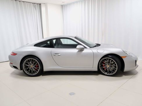 Used 2018 Porsche 911 Carrera S RWD image 6