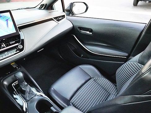 Used 2025 Toyota Corolla XSE image 21