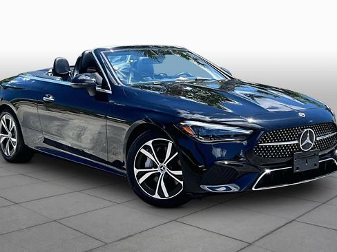 Used 2025 Mercedes-Benz CLE 300 4MATIC Cabriolet image 3