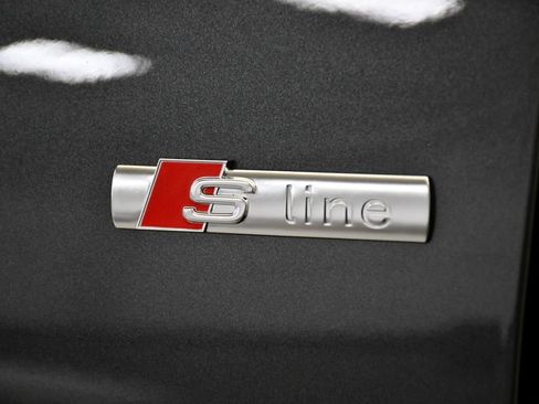 New 2026 Audi Q8 Premium Plus image 10