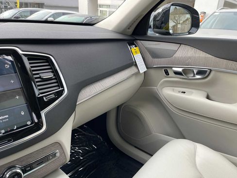 Used 2023 Volvo XC90 B6 Plus w/ Protection Package Premier image 29