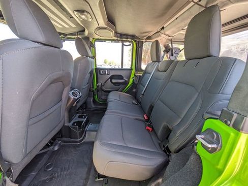 Used 2018 Jeep Wrangler Unlimited Sport image 15