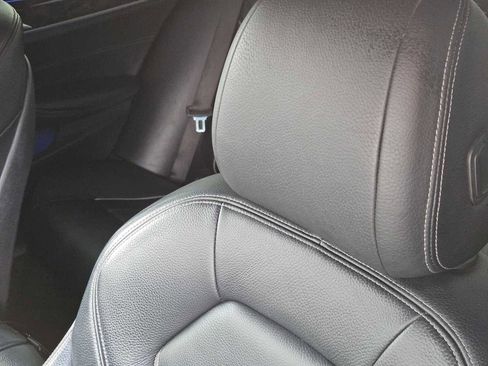 Used 2018 BMW 530e RWD image 14