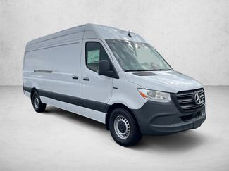 New 2025 Mercedes-Benz eSprinter 170 Cargo video 3