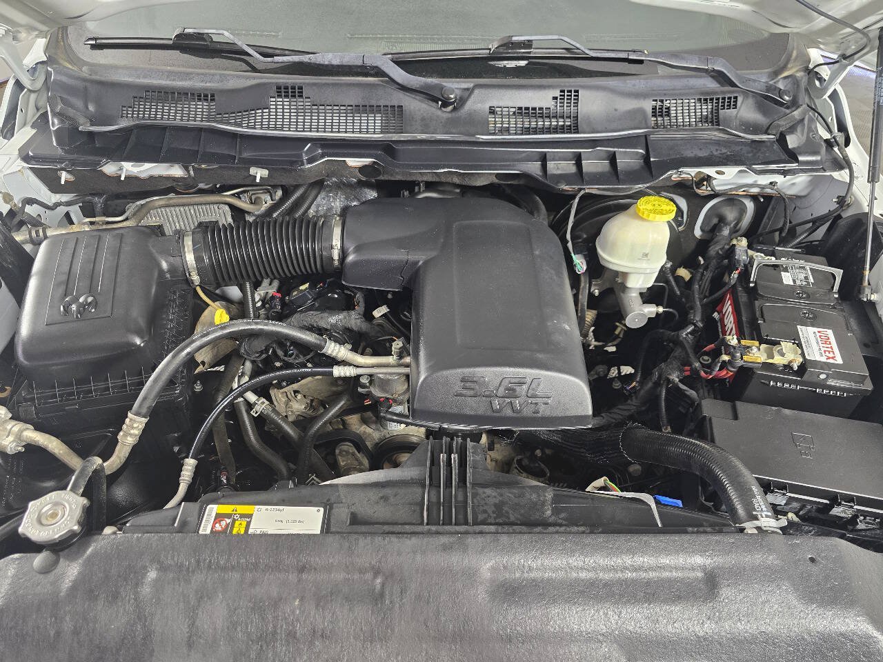 Used 2022 RAM 1500 Tradesman w/ Chrome Appearance Group AWD/4WD image 16