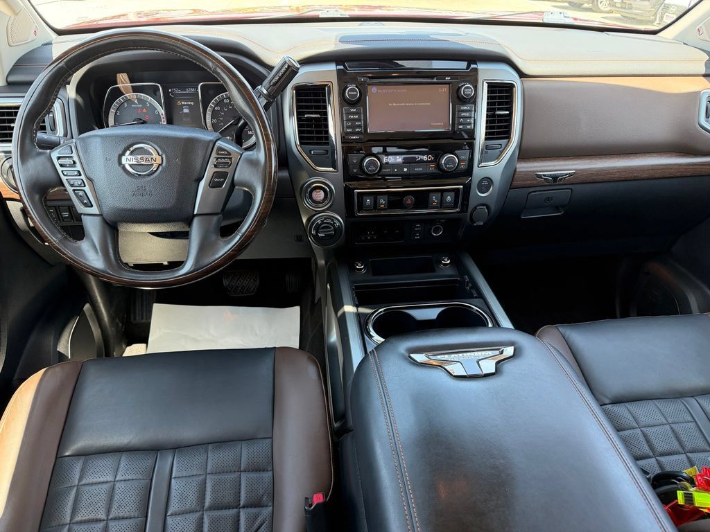 Used 2018 Nissan Titan Platinum Reserve AWD/4WD image 10