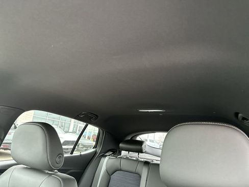 Used 2024 Buick Envista Preferred w/ Convenience I Package image 19