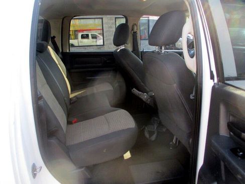 Used 2012 RAM 1500 ST w/ SXT Appearance Group image 8