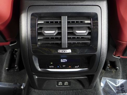 Used 2023 BMW X3 sDrive30i w/ Convenience Package RWD image 24
