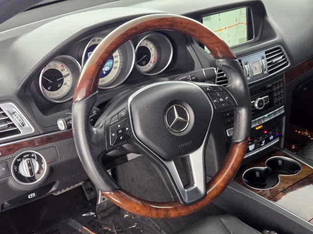 Used 2014 Mercedes-Benz E 550 Cabriolet image 19